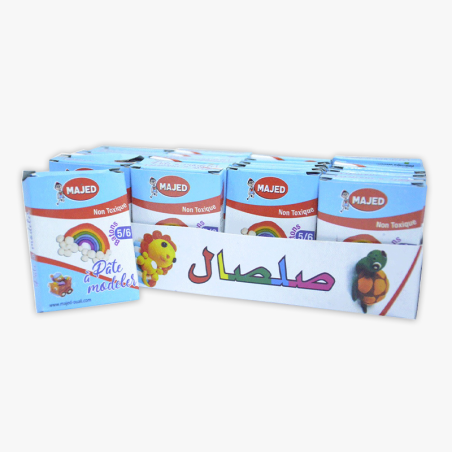 Boite pâte à modeler de 5/6 cm